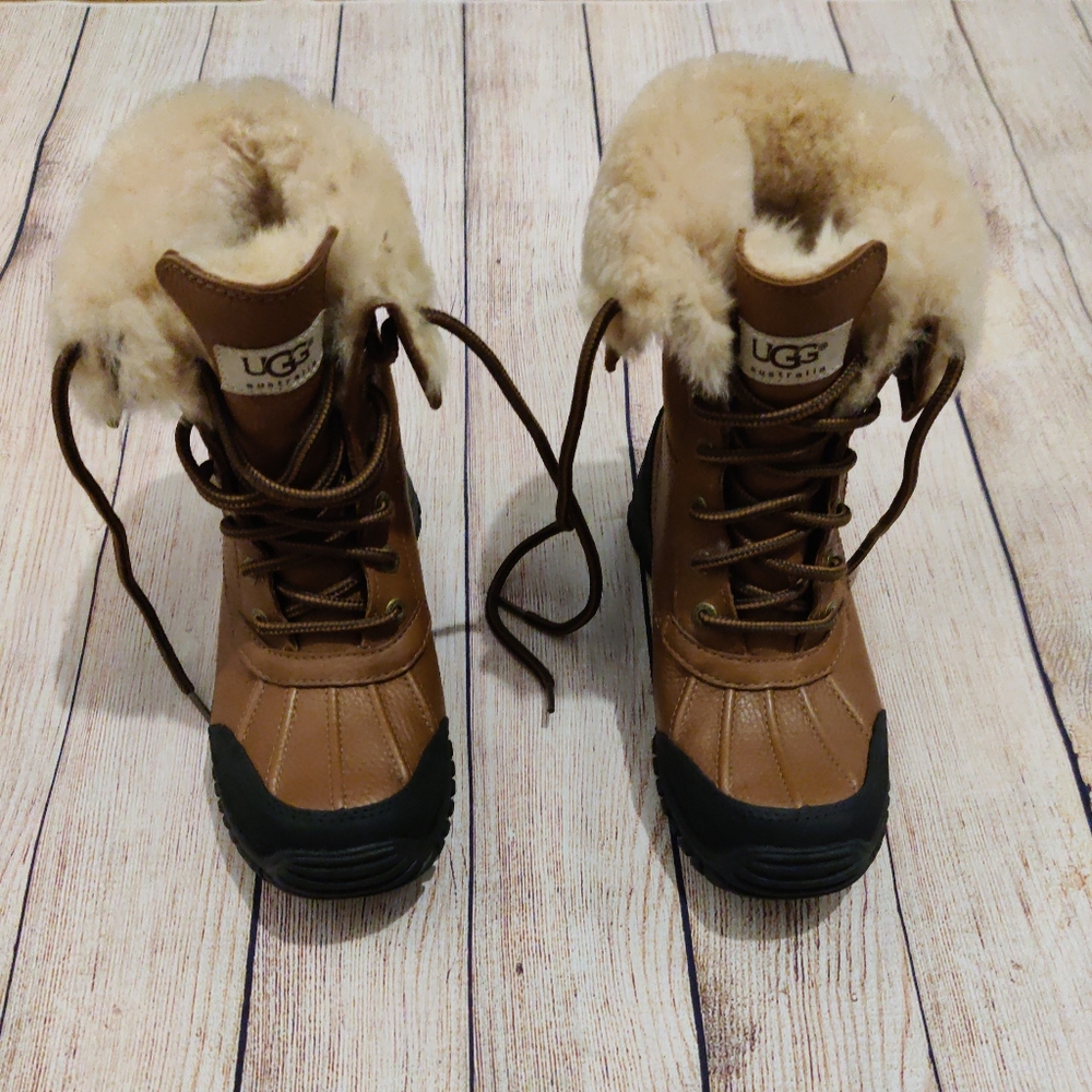 New UG Australia Adirondack II Waterproof size 5